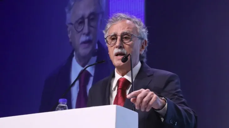 El ministro Mario Lugones analiza modelos de concesi&oacute;n privada para hospitales nacionales en la Provincia.