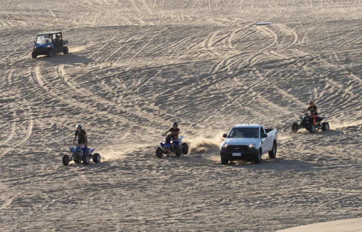 Da&ntilde;o ambiental en los m&eacute;danos de la costa bonaerense por el tr&aacute;nsito de cuatriciclos y UTV.