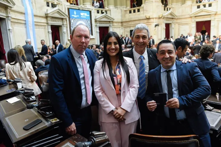 Legisladores que responden a los gobernadores peronistas aliados en el Congreso.