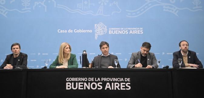 En 2024, Kicillof anunciaba su proyecto junto a Magario, Bianco, Costa y L&oacute;pez, en Bah&iacute;a Blanca..