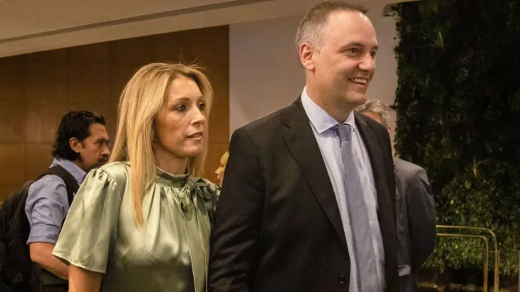 La escribana de Adorni citada por la Justicia.