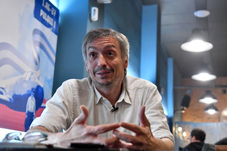 Retrato del diputado M&aacute;ximo Kirchner durante sus declaraciones sobre la gesti&oacute;n econ&oacute;mica nacional.