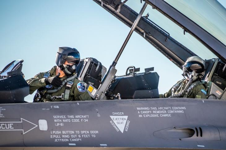 La compra de los F-16 es el eje central del reequipamiento para recuperar capacidad supers&oacute;nica.