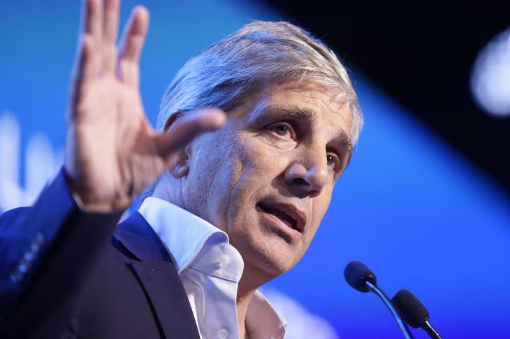 Kirchner cuestion&oacute; que Milei designara a Caputo como ministro tras haberlo calificado previamente como un "in&uacute;til".