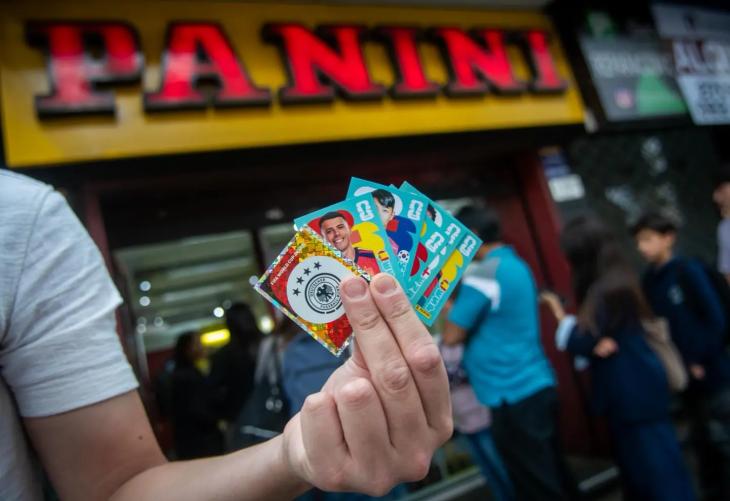 Las grandes superficies comerciales mantienen un suministro regular que los kioscos no logran recibir.