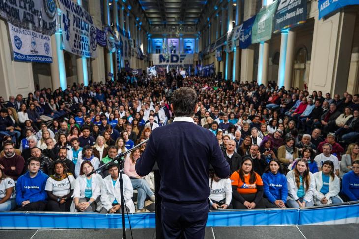 El mandatario provincial durante el tramo central de su exposici&oacute;n en la ciudad de La Plata.