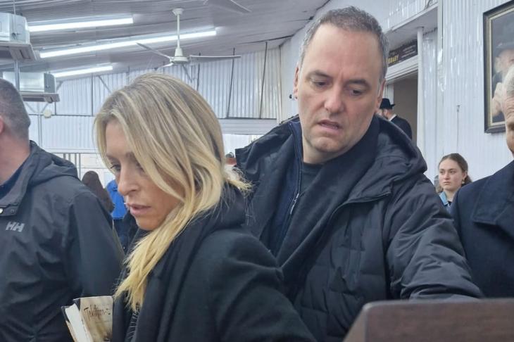 Bettina Angeletti y Manuel Adorni en Nueva York: el esc&aacute;ndalo que desat&oacute; la investigaci&oacute;n por presunto enriquecimiento il&iacute;cito y termin&oacute; con la renuncia del jefe de Gabinete.