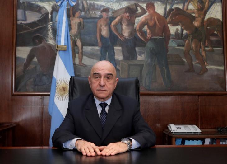 Alejandro Vilches, secretario de Discapacidad, en su oficina.