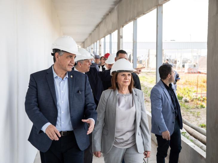 Jorge Macri y Patricia Bullrich recorren la obra del penal de Marcos Paz.