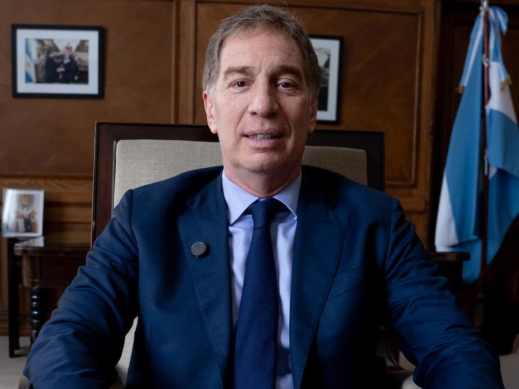 El jefe de Gabinete, Diego Santilli, en primer plano.