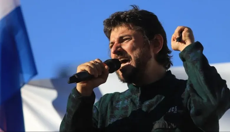 Grabois publicó un duro texto contra Milei: lo llamó "abusador, sádico y antidemocrático"
