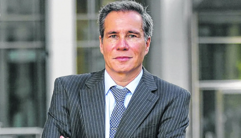 El Gobierno comenzó a girar a la Fiscalía material desclasificado de la SIDE sobre la muerte de Nisman