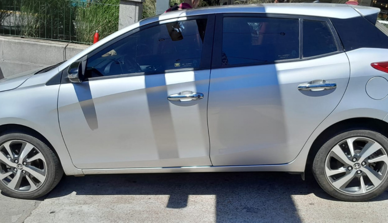 Microcentro: detienen a dos hombres que circulaban en un auto robado