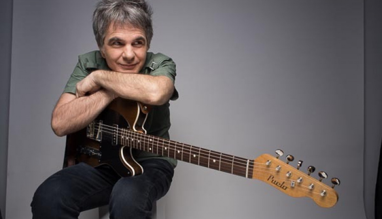 Jorge Araujo presenta su tercer disco de estudio: 'Electro, carne y hueso'