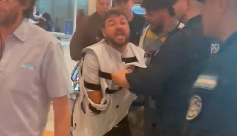 Juan Grabois fue increpado en Ezeiza tras el encuentro con el Papa Francisco en Roma