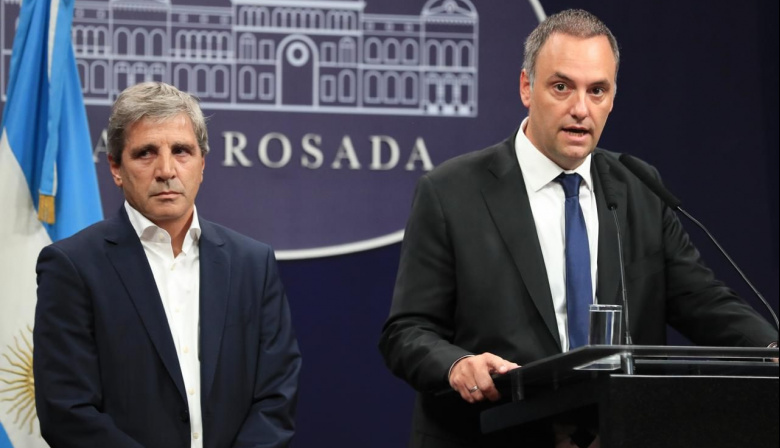 La baja de las retenciones a los principales cultivos y la eliminación de las retenciones a las economías regionales anunciadas por el Gobierno Nacional