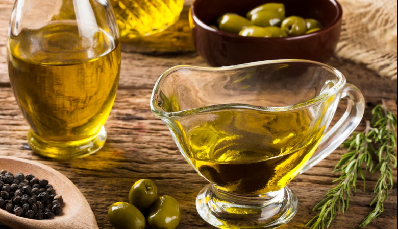 Anmat prohibió la venta de dos aceites de oliva, un azúcar y un suplemento vitamínico