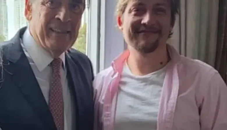Le sueltan la mano... | Francos, sobre Santiago Caputo: "Habrá aprendido una lección, nadie es superpoderoso"