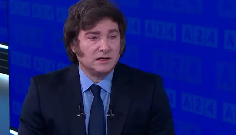"De ninguna manera el dólar está atrasado", "ni tampoco vamos a devaluar" aseguró Milei