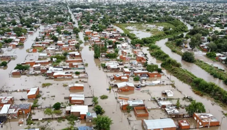 Temporal en Bahía Blanca: restablecieron el suministro eléctrico al 55% de los usuarios y se refuerzan los operativos