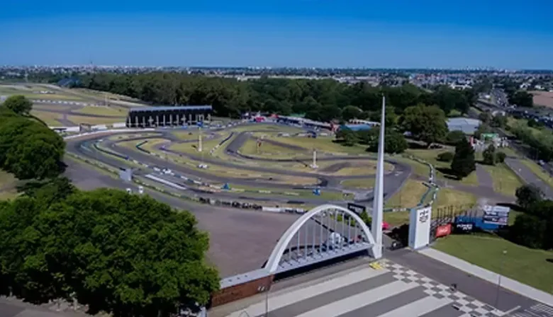 Investigan la muerte de un hombre en una fiesta electrónica en el Autódromo