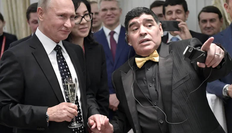 “Hola Putin, sos re putin”: el día que Maradona le cambió los planes a Rusia