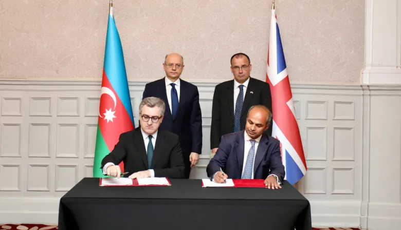 Del Caspio a Westminster: Azerbaiyán afianza su peso en la diplomacia económica