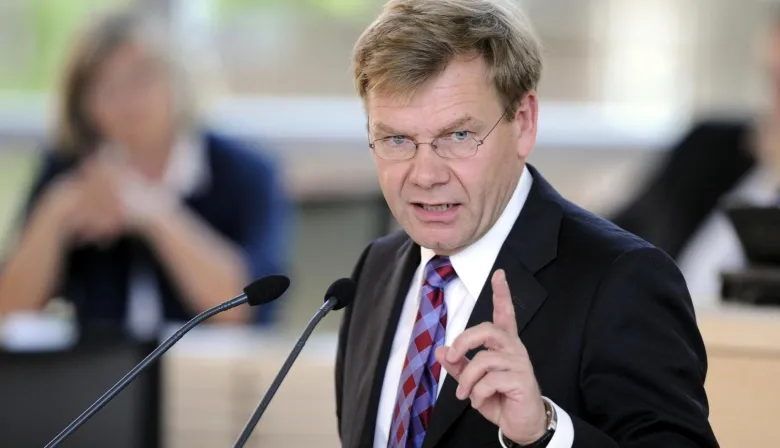 Wadephul llega a la diplomacia de Alemania: un conservador ante el reto de la coalición