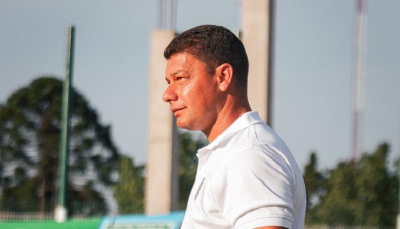 Tras los malos resultados en San Miguel, fue despedido el ex DT de Boca Sebastián Battaglia