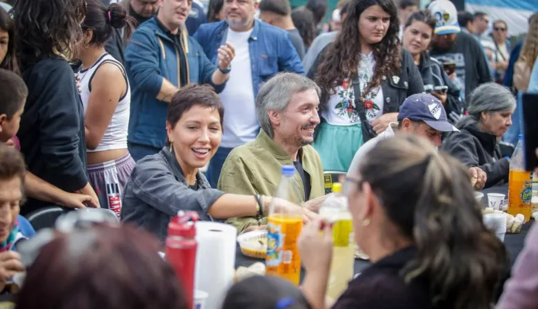Máximo Kirchner y Mayra Mendoza de recorrida por Quilmes… ¿con un mensaje para Kicillof?