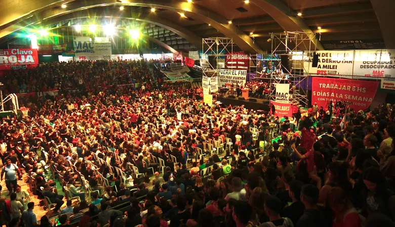 La izquierda llenó el estadio de Ferro y pidió “echar” al FMI del país