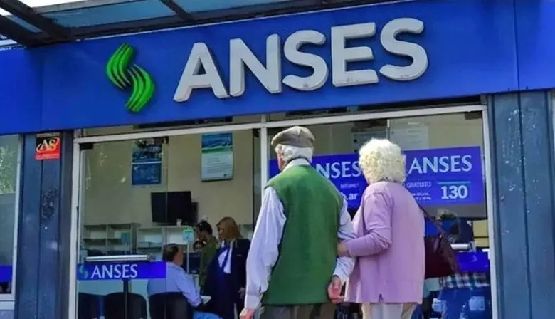 El Gobierno otorgará un bono de $70.000 a jubilados con haberes mínimos