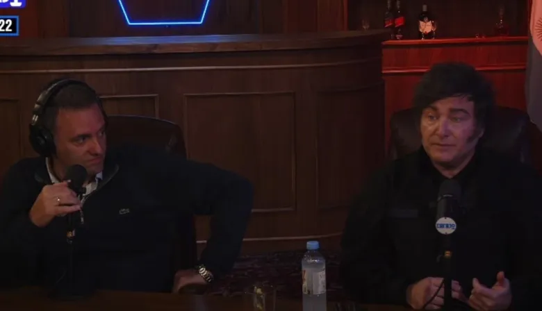 Nueva embestida de Javier Milei contra el periodismo: "Son rudimentarios, no entienden la ironía"