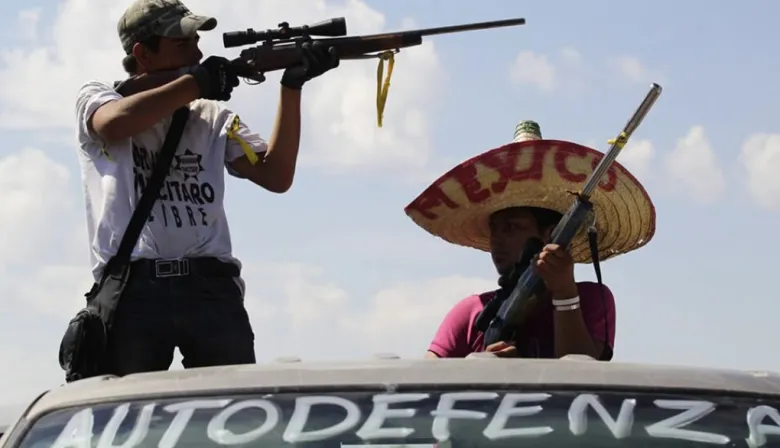 Desde el norte con fuego: armas de EE.UU. alimentan la violencia en México