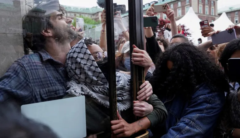 Protestas radicales en Columbia: caos, arrestos y confrontación con Trump por Gaza