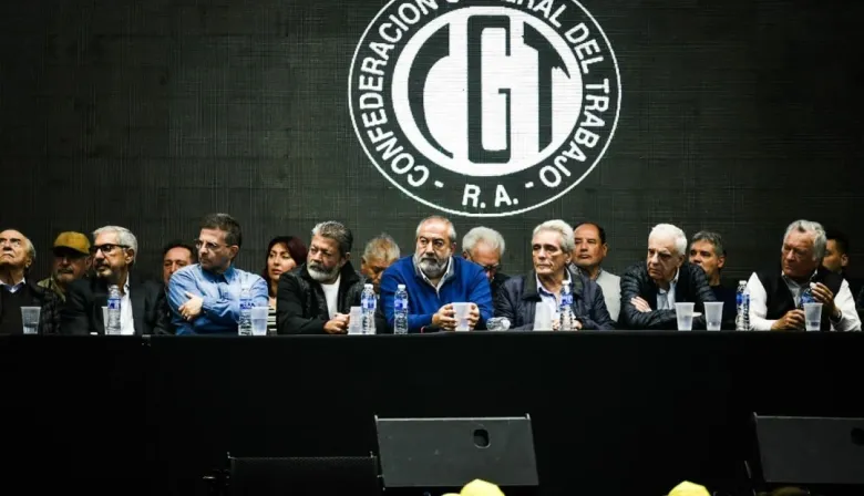 La CGT cruzó al Gobierno por "atentar contra la industria nacional y los puestos de trabajo"