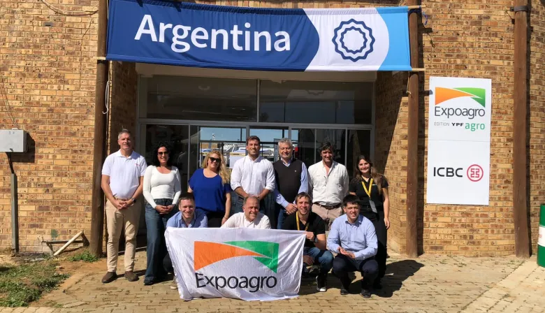 Fábricas argentinas de maquinaria agrícola buscan nuevos mercados en Sudáfrica