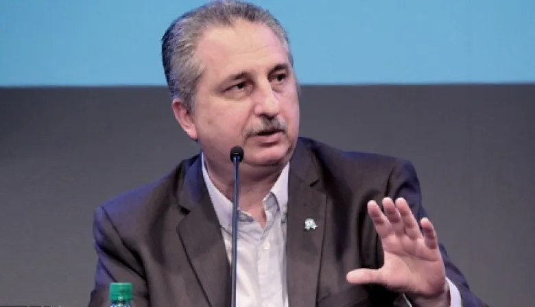 El gobernador de Misiones aprovechó el traspié del PRO para respaldar a los senadores que votaron contra Ficha Limpia