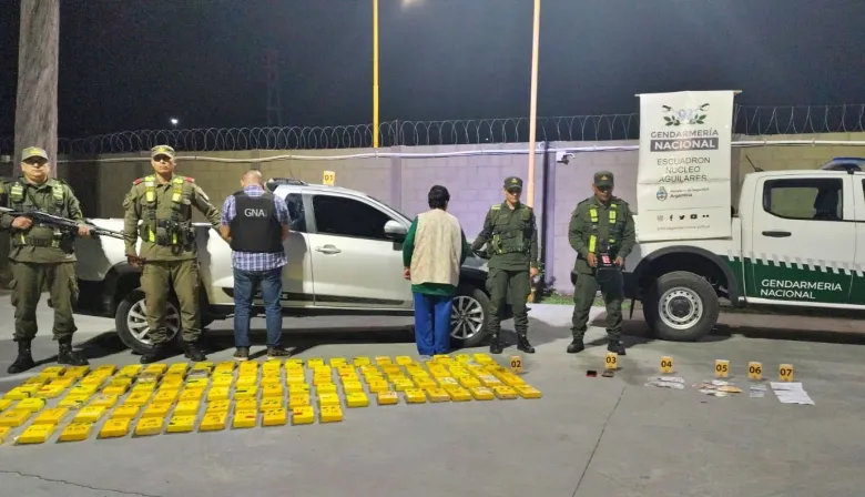 Cocaína en neumáticos y camionetas: secuestran más de 680 kilos en dos operativos