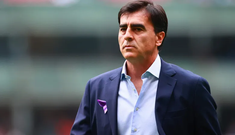 Gustavo Quinteros, en el radar de Riquelme para ser técnico de Boca