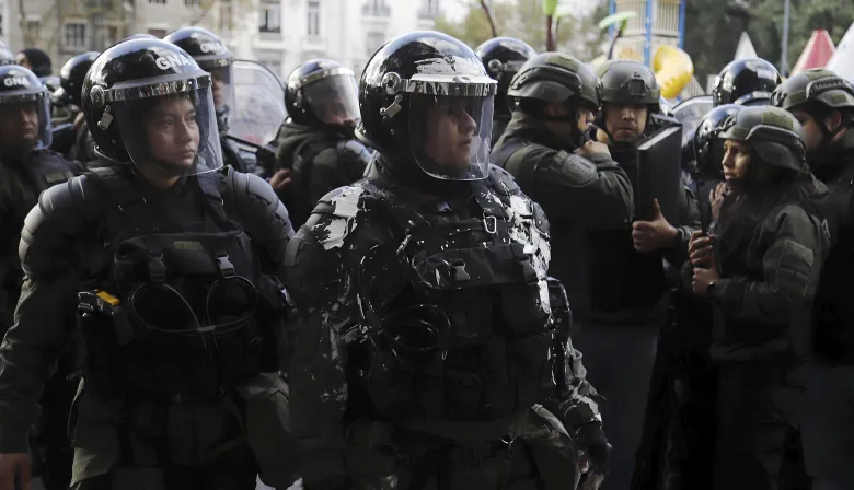 Tensión y gases por el operativo de seguridad