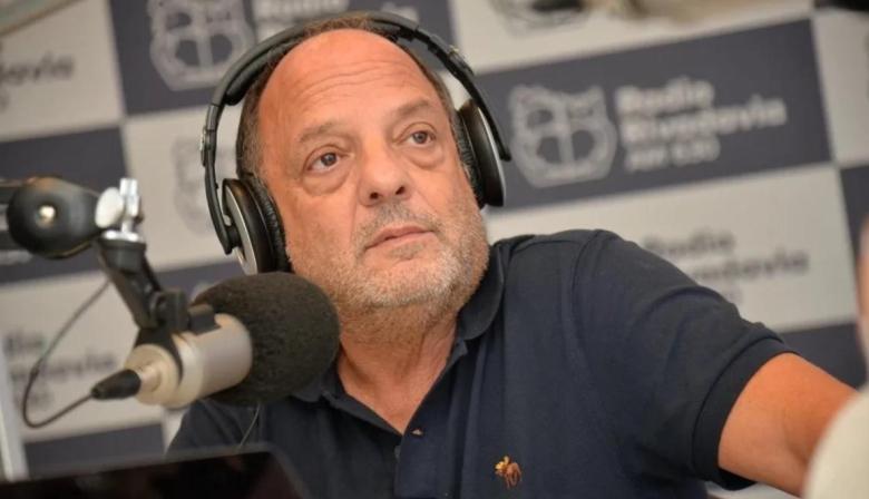 Baby Etchecopar apuntó contra Manuel Adorni por su silencio: “Trabajamos juntos y hoy no me responde”