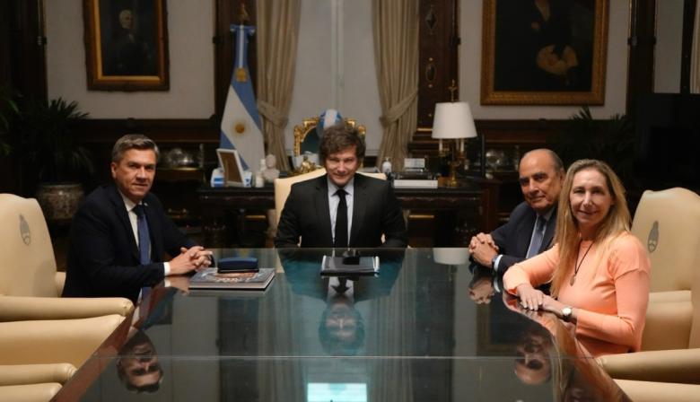 Milei recibió a Leandro Zdero tras el respaldo libertario en Chaco