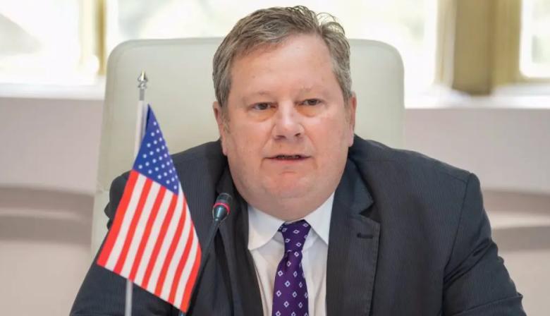Estados Unidos promete más sanciones a Cuba mientras la isla se hunde en apagones