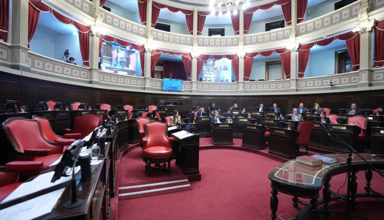 Freno a la reelección indefinida en la Legislatura bonaerense: se cayó la sesión por falta de quórum