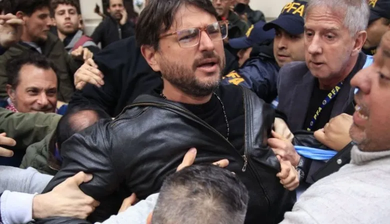 "¿Está gagá?": funcionario de Milei se burló de Grabois por decir que hay una "proto-dictadura"