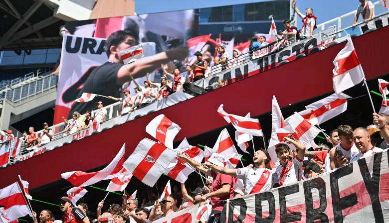 De Seattle a Los Ángeles: la larga odisea de los hinchas para ver a River