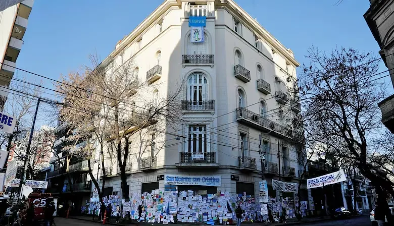 Cristina, la plaza y el tiempo que se escapa