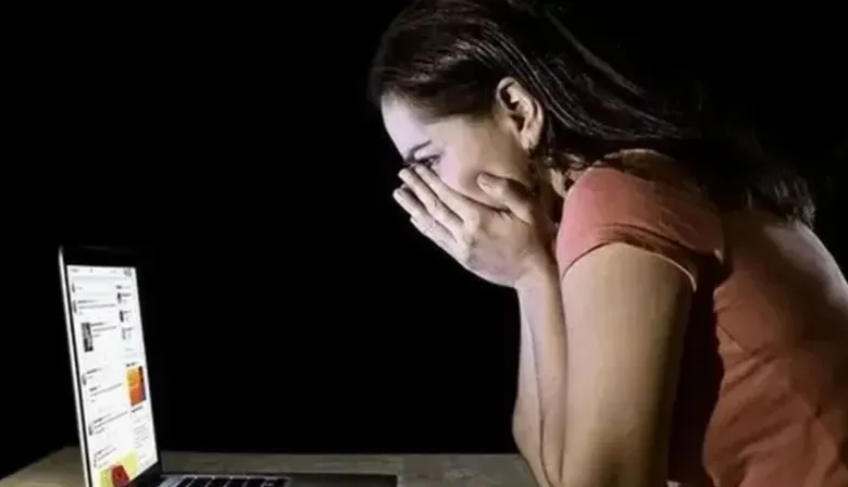 Condenan a un homicida por difundir imágenes íntimas y crear perfiles falsos de su exmujer