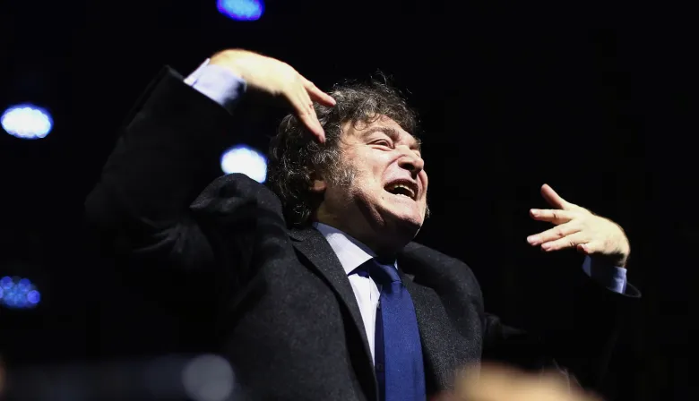 Milei explotó contra los periodistas "basura" tras el sorpresivo dato de consumo del INDEC